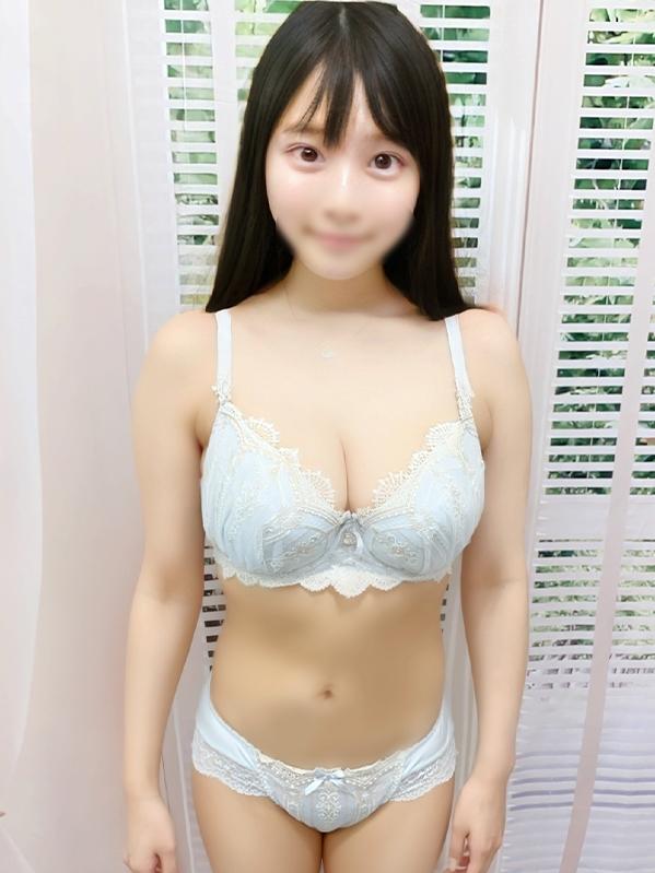 なほ　Gカップ(19歳)